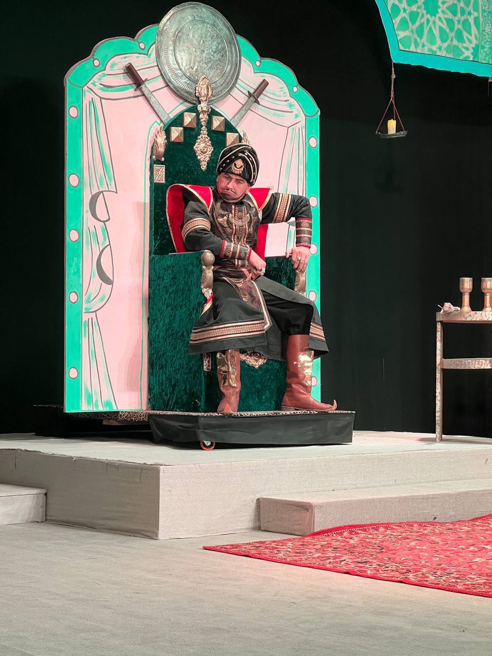 Abdumalik shox obrazi