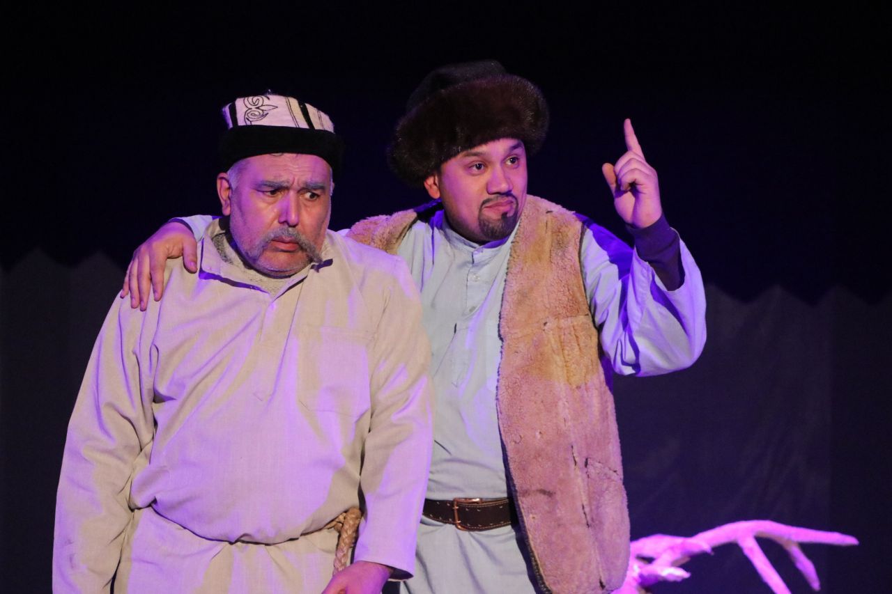 “Oq kema” spektakli