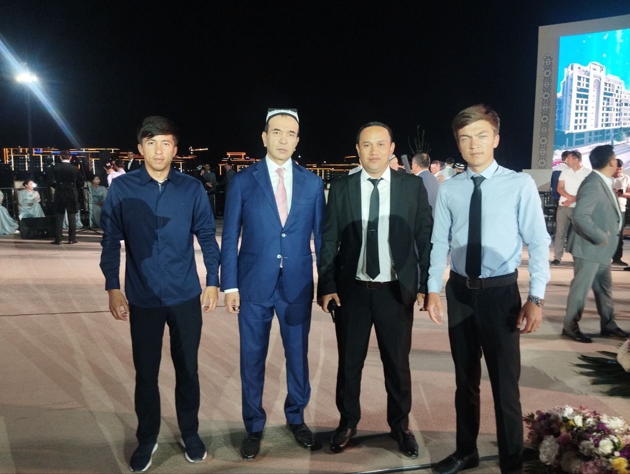 Oʻzbekiston Respublikasi Madaniyat vaziri O.N.Ahmadovich bilan birga.